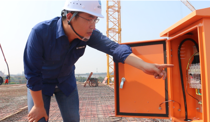 9、盛賀偉（查看朱家橋污水處理廠提標改造工地）